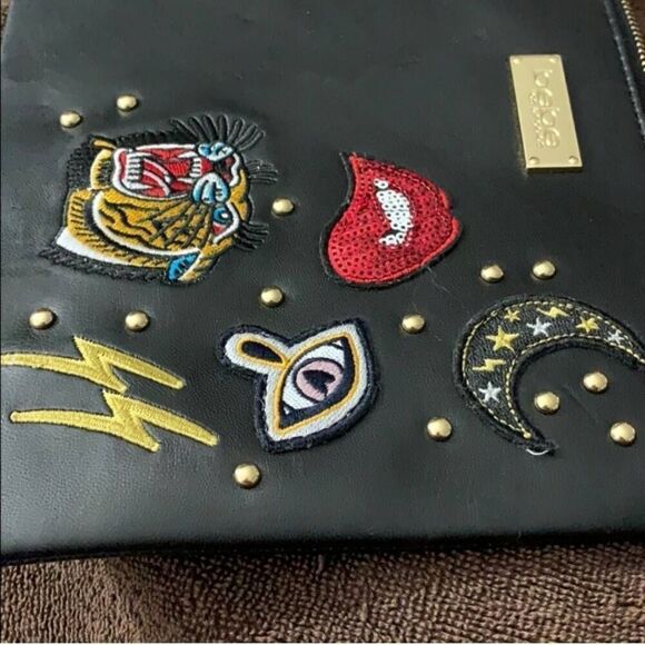 VINTAGE BEBE CLUTCH/COSMETIC BAG - Picture 4 of 8